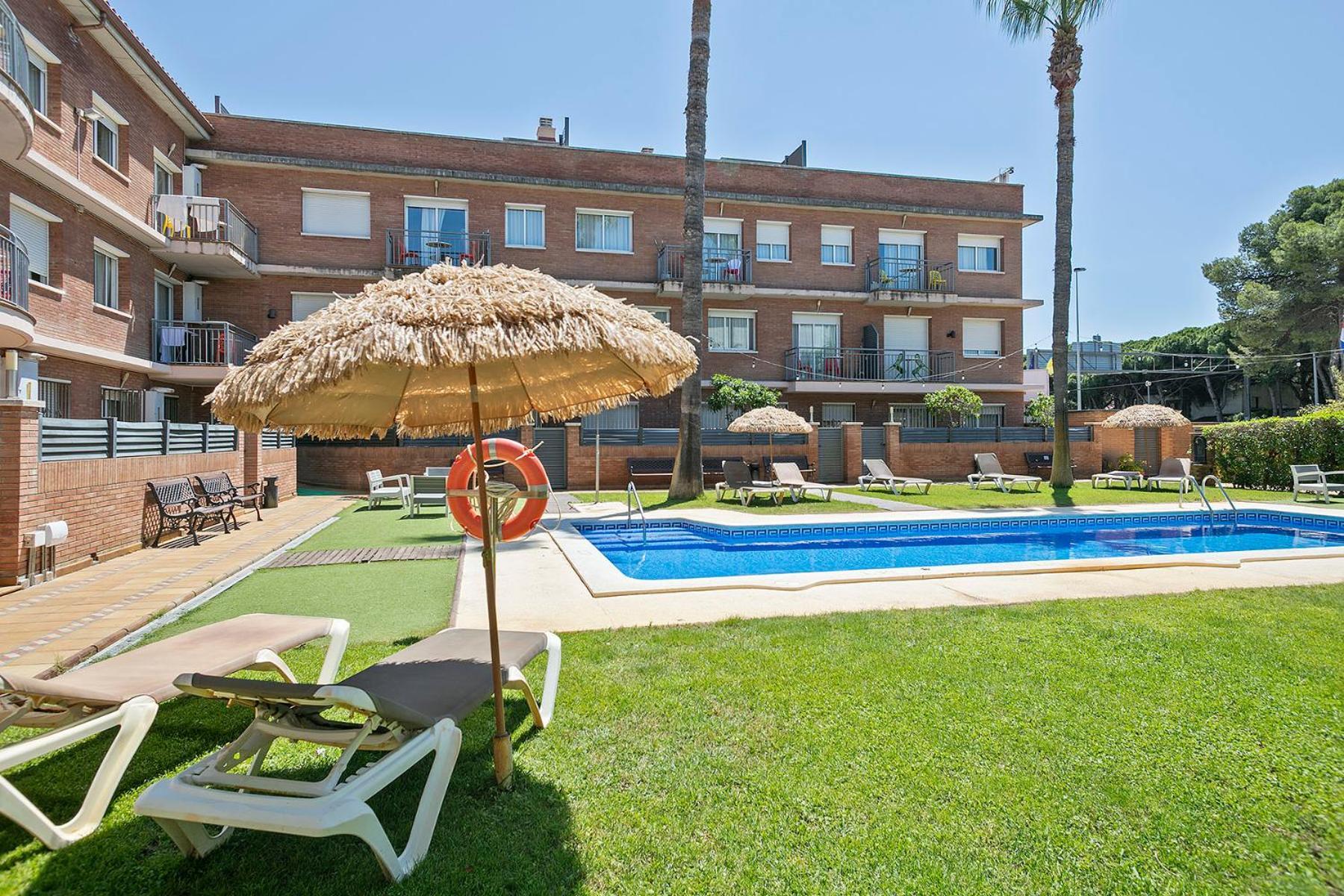 Velor Apartamentos Turísticos Castelldefels Exterior foto