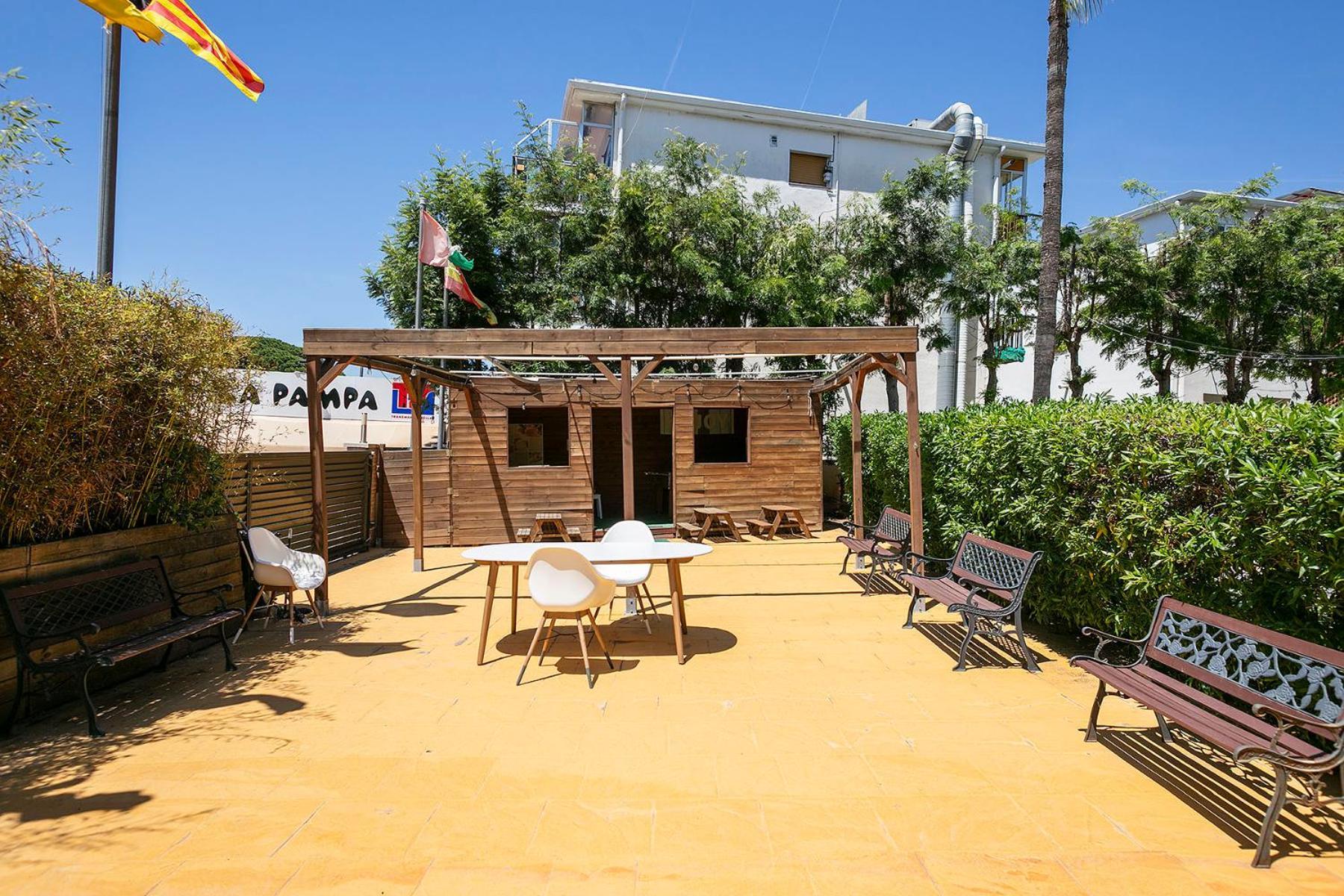 Velor Apartamentos Turísticos Castelldefels Exterior foto