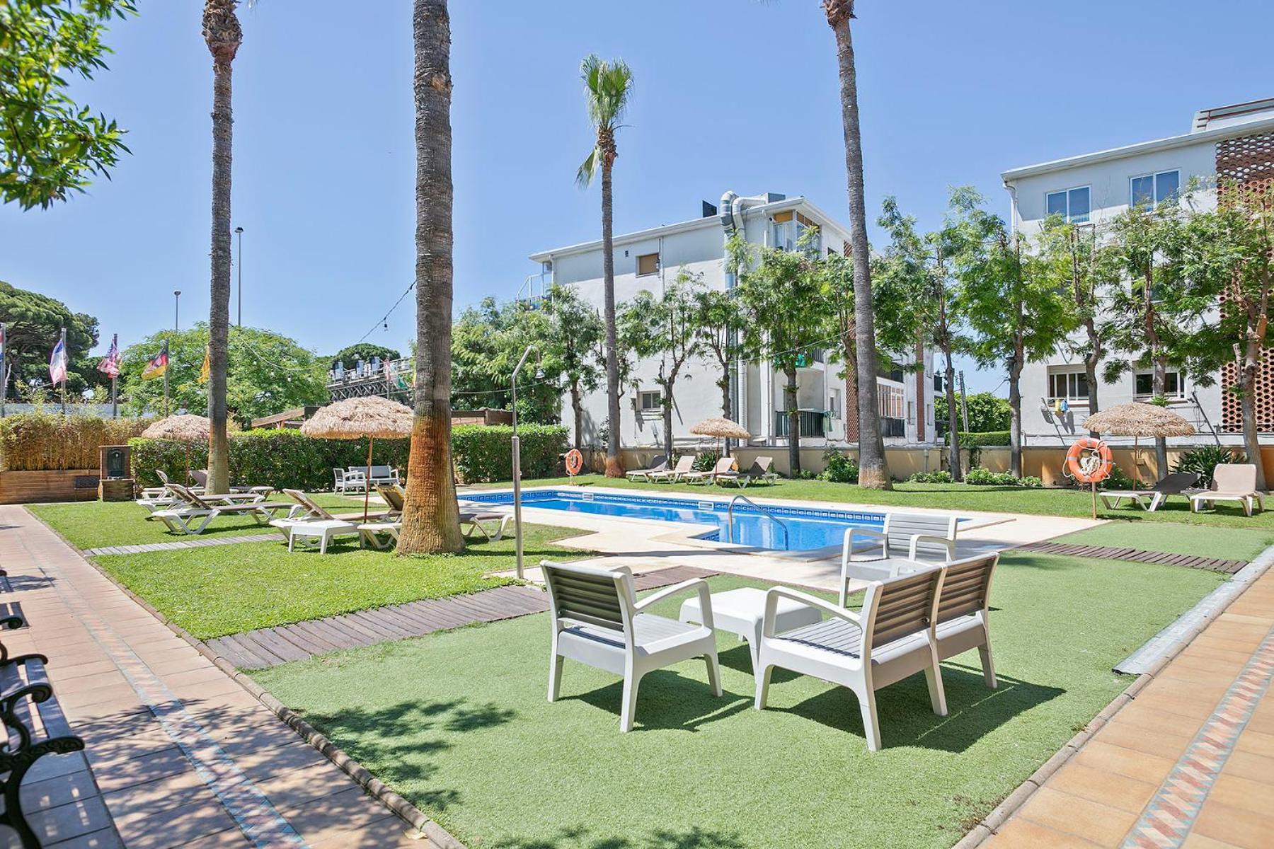 Velor Apartamentos Turísticos Castelldefels Exterior foto