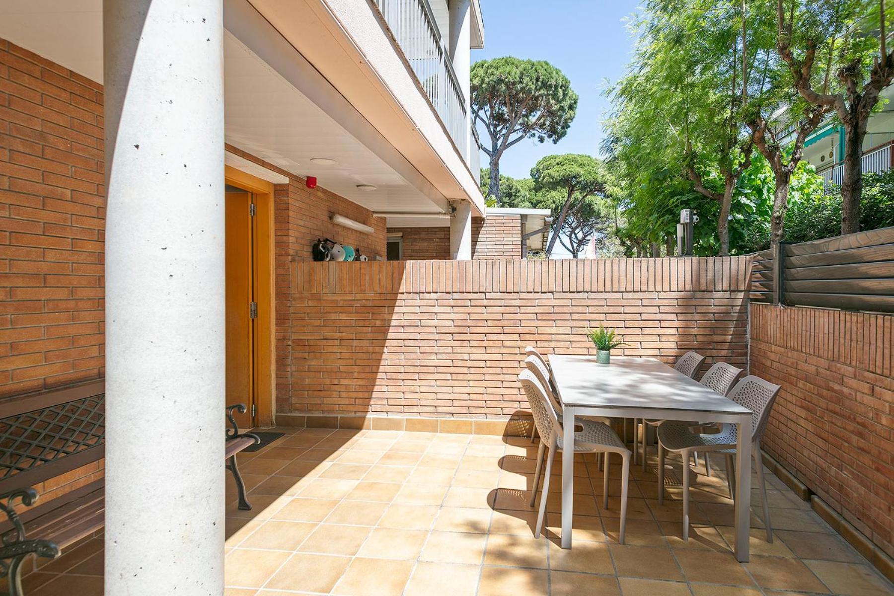 Velor Apartamentos Turísticos Castelldefels Exterior foto